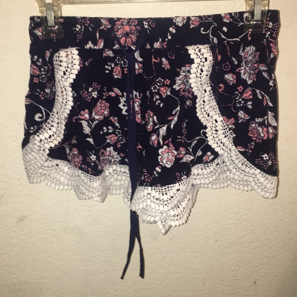 Pattern shorts